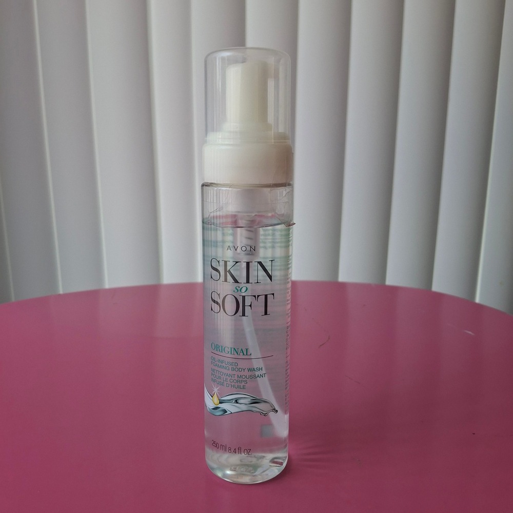 Avon Skin So Soft Original Oil-Infused Foaming Body Wash 8.4 fl oz Pump New